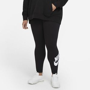 Nike Plus-Size Essential High Waisted 7/8 Leggings